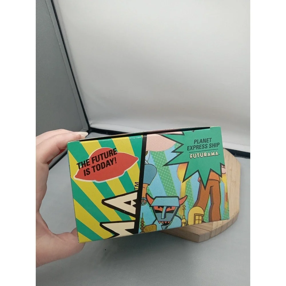 Futurama Planet Express Ship Model Q-Fig from QMX LootCrate July 2016